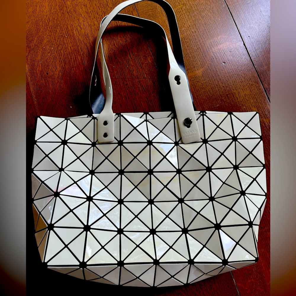 Issey Miyake Baobao Tote shoulder bag